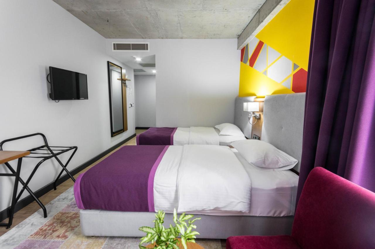 Hotel Adora Tbiliszi Kültér fotó