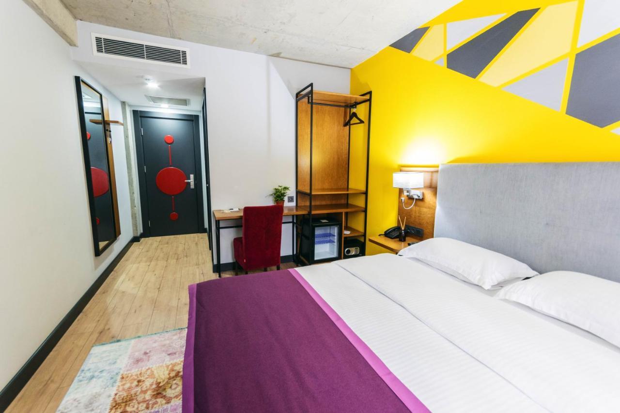 Hotel Adora Tbiliszi Kültér fotó