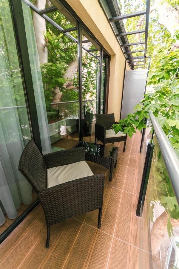 Hotel Adora Tbiliszi Kültér fotó