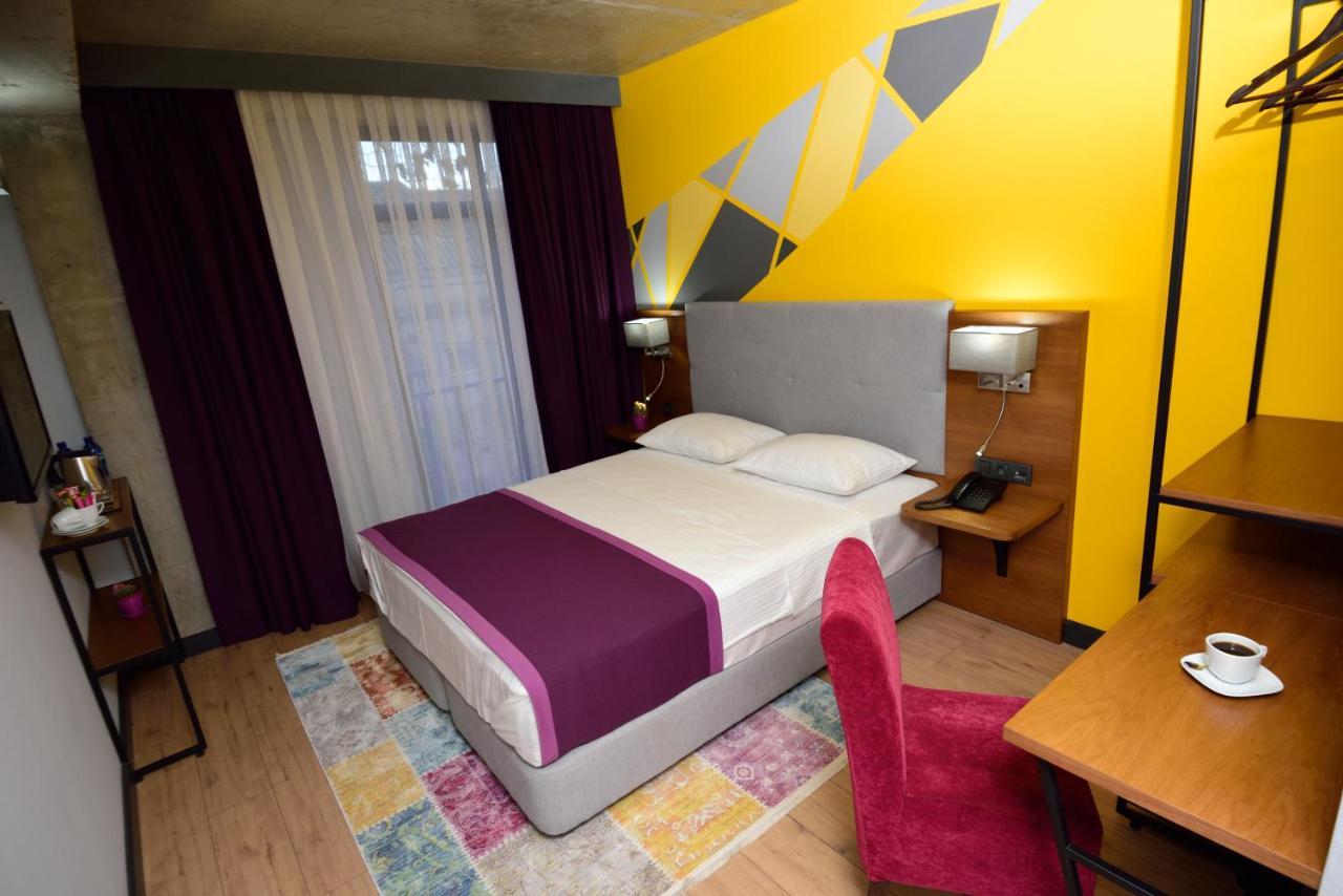 Hotel Adora Tbiliszi Kültér fotó