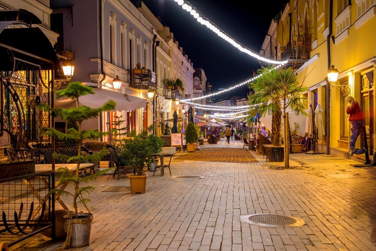 Hotel Adora Tbiliszi Kültér fotó