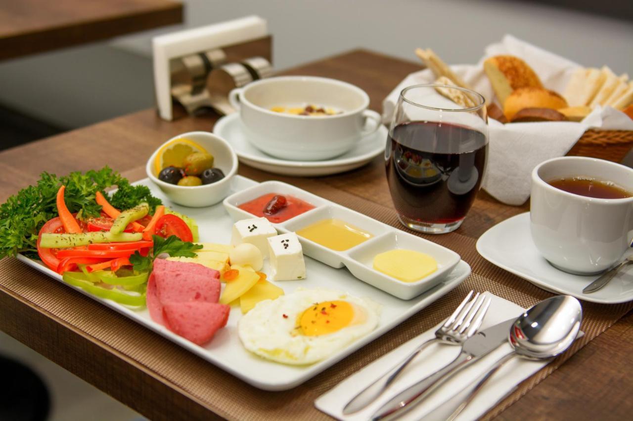 Hotel Adora Tbiliszi Kültér fotó