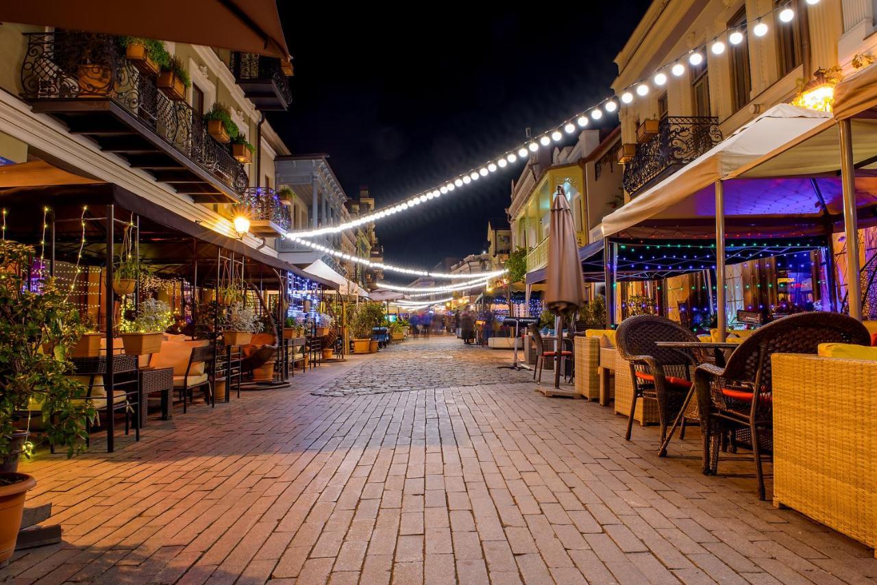 Hotel Adora Tbiliszi Kültér fotó